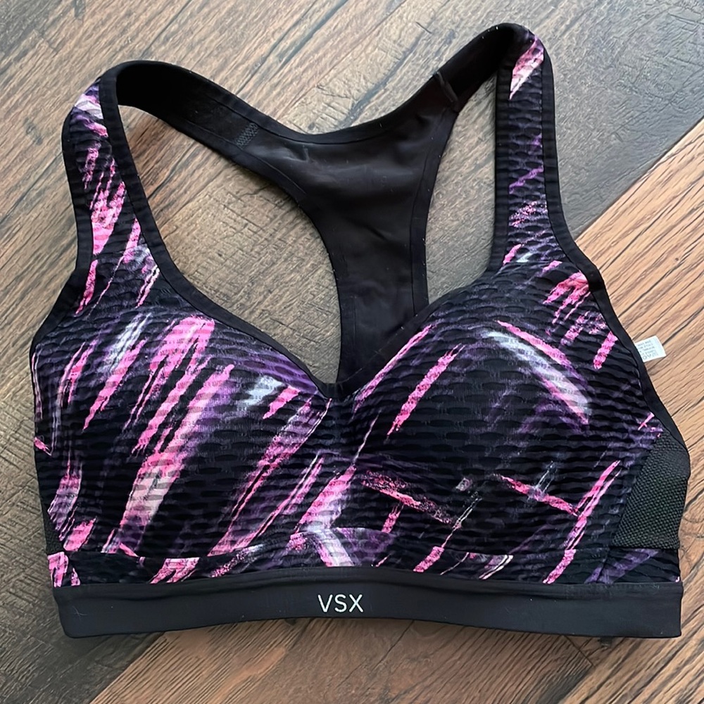 Victoria’s Secret Sport full fupport bra
